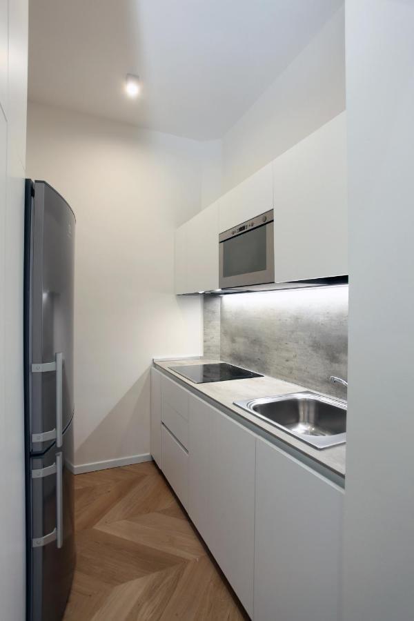 The Apartment House - Mezibranska Прага Экстерьер фото