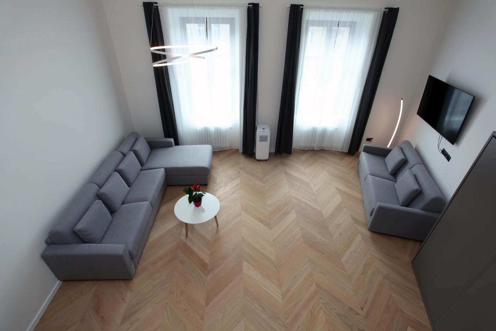The Apartment House - Mezibranska Прага Экстерьер фото